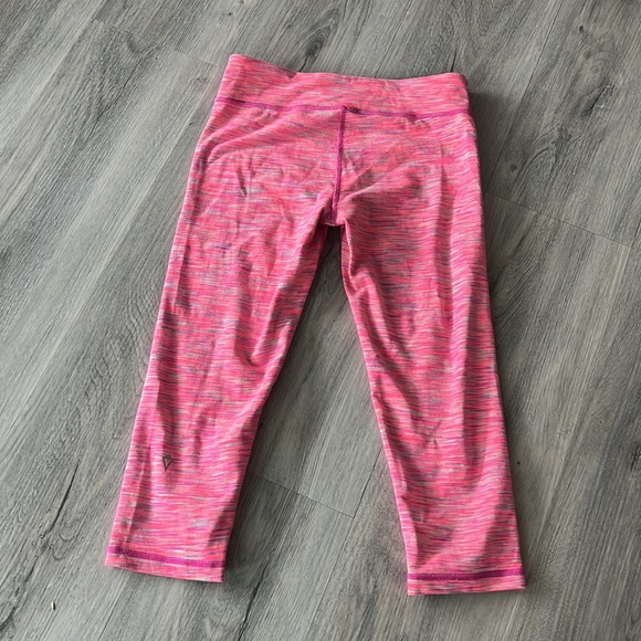Lululemon Ivivva pink Capri pant leggings size 12 - Picture 7 of 11